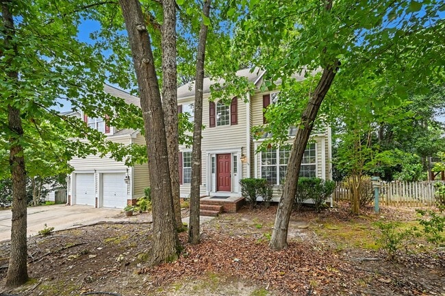 Building Photo - 1203 Fairfax Woods Dr