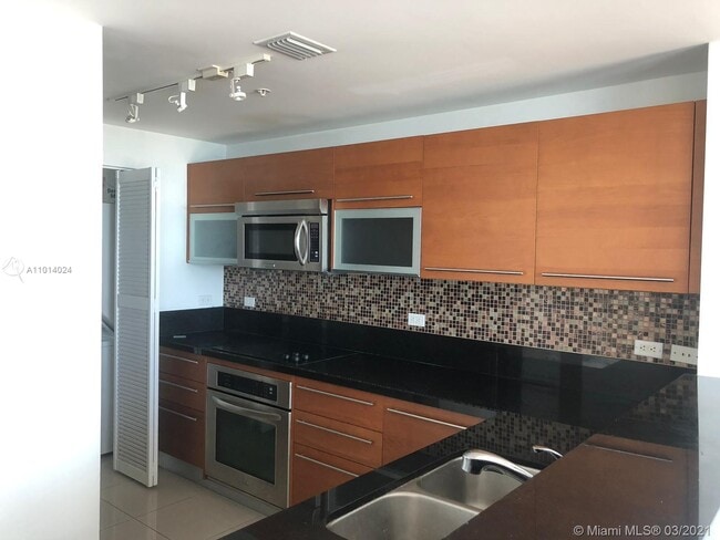 Building Photo - 244 Biscayne Blvd