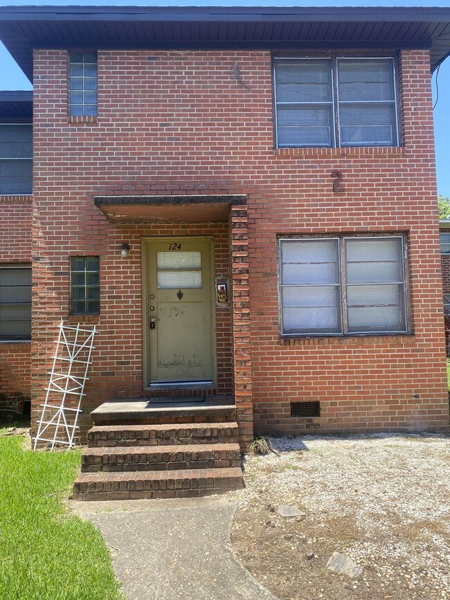 Building Photo - 124 S Franklin Blvd