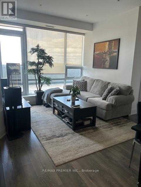 Building Photo - 4800 Hwy 7