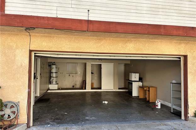 Building Photo - 11233 Barnwall St