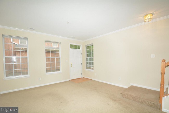 Building Photo - 2665 Manhattan Pl