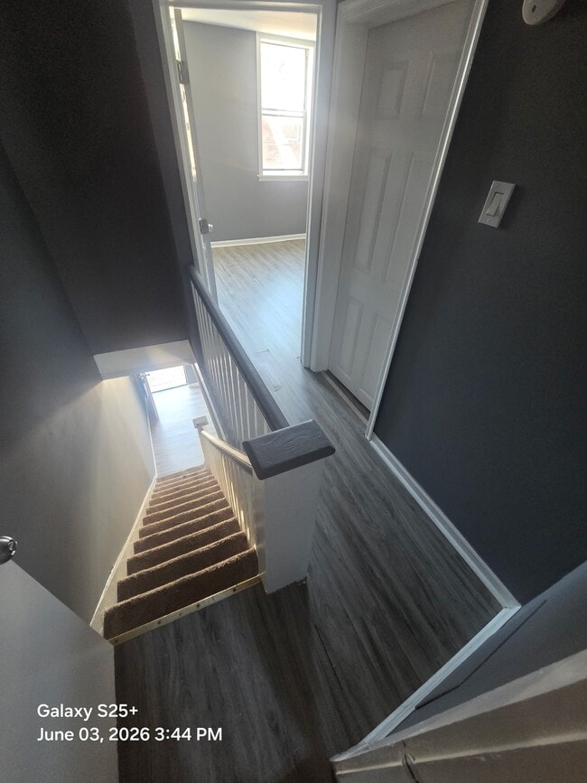 Building Photo - 944 Cantrell St