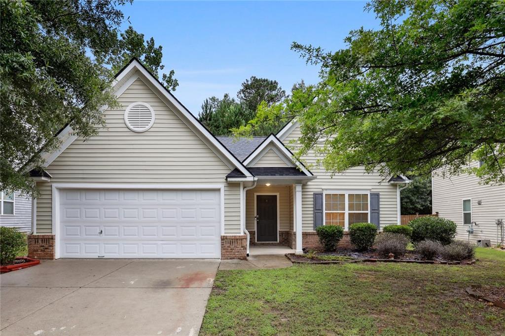 Primary Photo - 210 Silver Arrow Cir