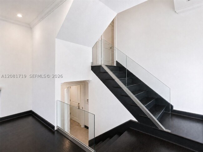 Foto del edificio - 8041 NE Bayshore Ct