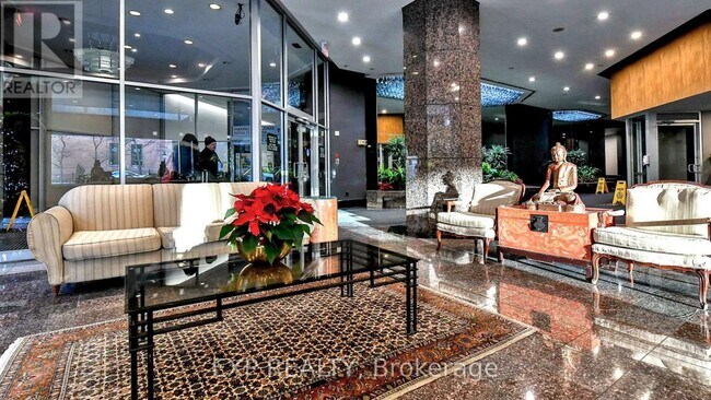 Photo du bâtiment - 38 Elm St