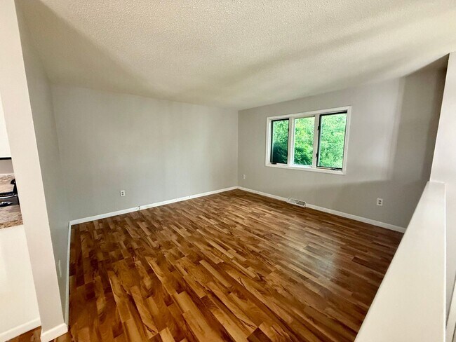 Foto del edificio - 4108-4108 E Jelinek Ave