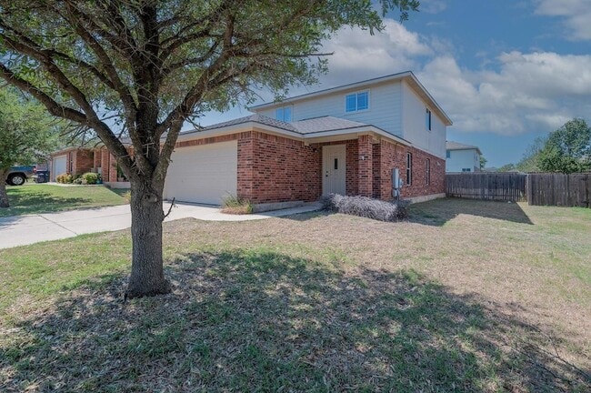 Building Photo - 203 Mesa Dr