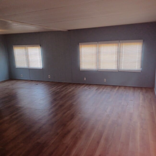 Building Photo - 3 BR 2 BA mobile home on half an acre