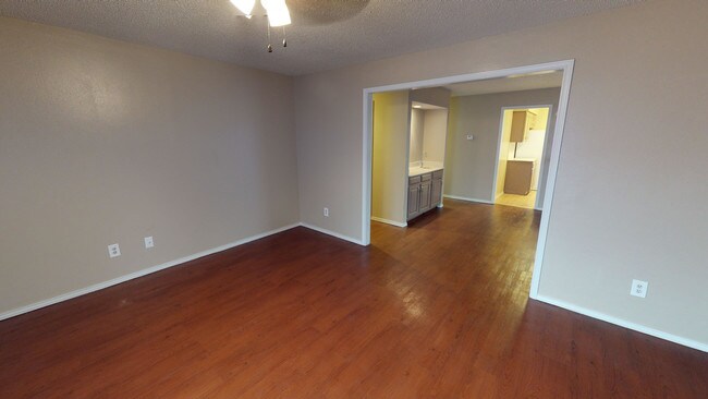 Vintage Square Apartments Mcallen Tx 2 Bd Ba 1 307 Sf Vintage Square