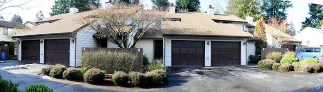 Building Photo - Highland Park Townhomes