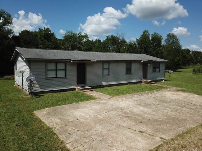 Foto del edificio - 8123 Sanderson Ln