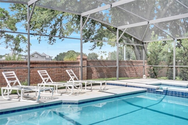 Building Photo - 1428 Casterton Cir