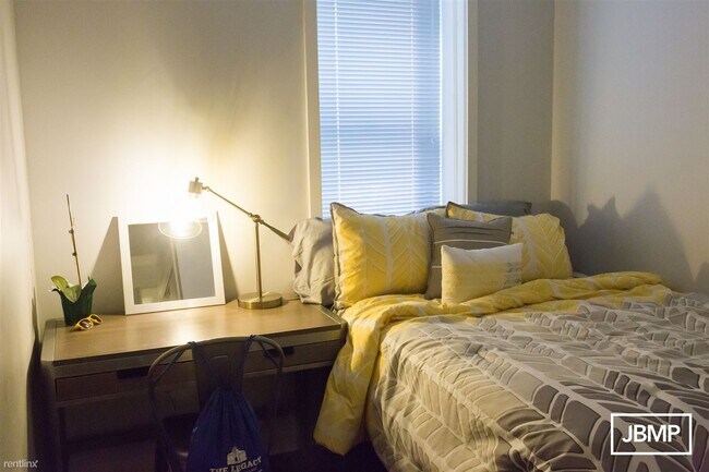 Foto del edificio - 3612 Spring Garden St