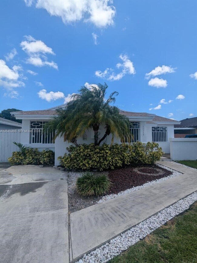 Foto del edificio - 12335 SW 193rd St