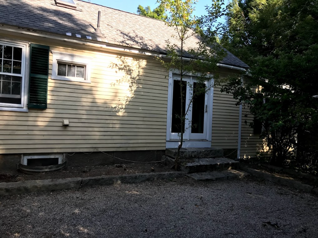 Building Photo - 35 Noble St