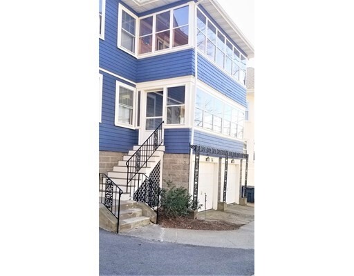 Primary Photo - 14 Wildwood Ave