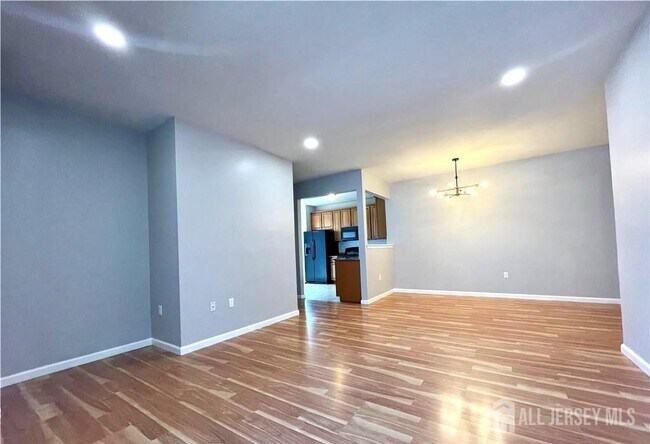 Foto del edificio - 2336 Edward Stec Blvd