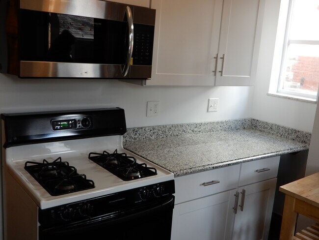 Foto del edificio - 143 S Euclid Ave