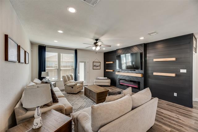 Building Photo - 2340 Parda Alpina Ln