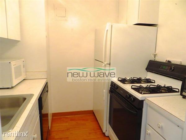 Building Photo - 151 Tremont St