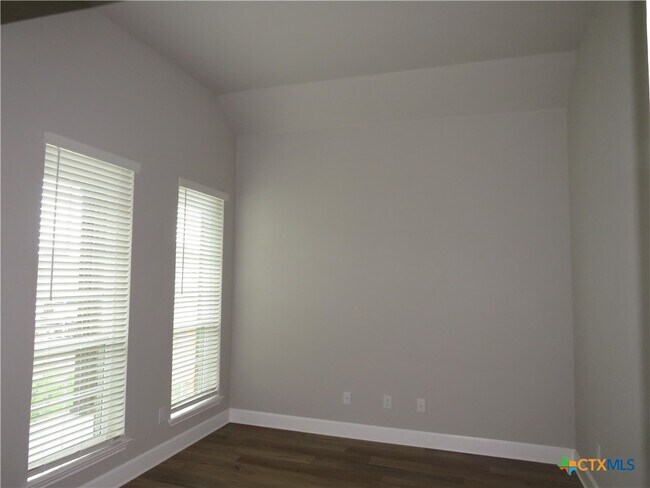 Building Photo - 5737 Redfish Ct