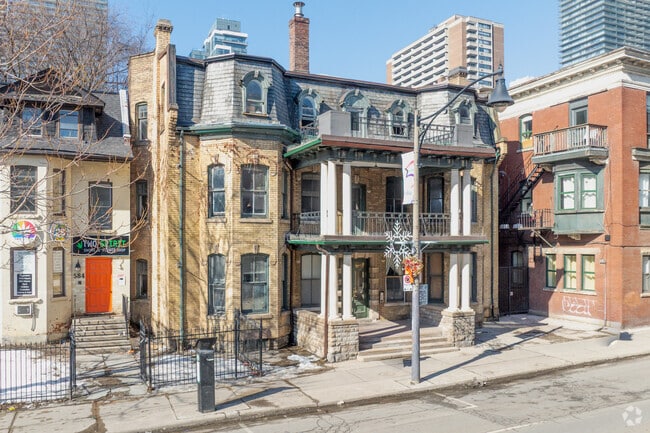 Building Photo - 592-596 Church St & 67-71 Gloucester St