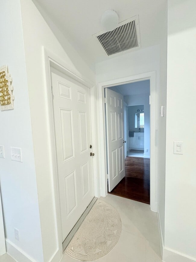 Building Photo - 22274 Pineapple Walk Dr