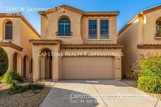 Building Photo - Beautiful 3 bedroom, 2.5 bathroom with bon...