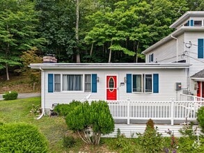 Building Photo - 331 CT-163