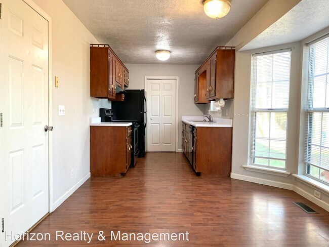 Building Photo - 3 br, 2 bath House - 149 Oak Tree Drive