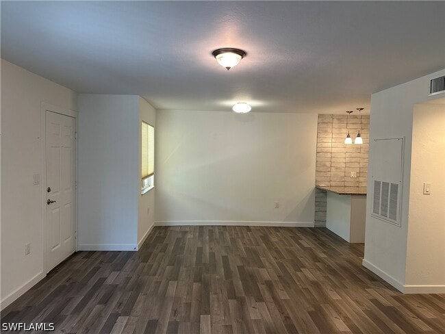Building Photo - 3120 Seasons Way