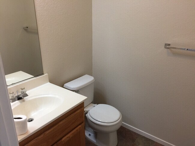 Foto del edificio - Nice Home Good Schools