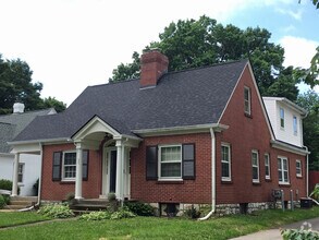 Building Photo - 126 Barberry Ln