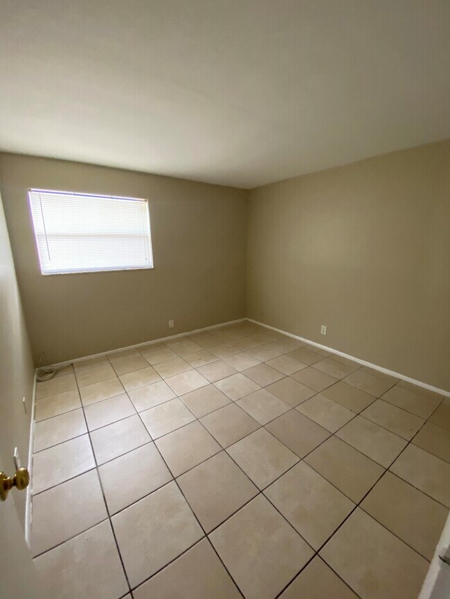 Foto del edificio - 2262 NW 59th Terrace