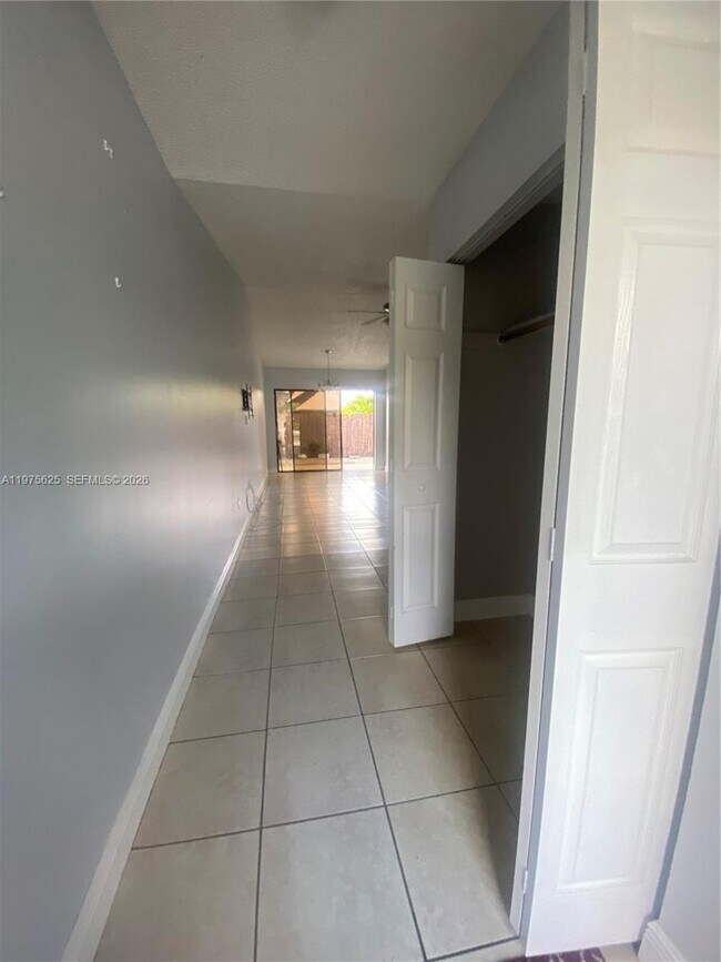 Foto del edificio - 13707 SW 51st Terrace