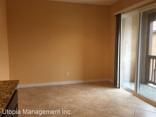 Building Photo - 10540 Calle Cressa