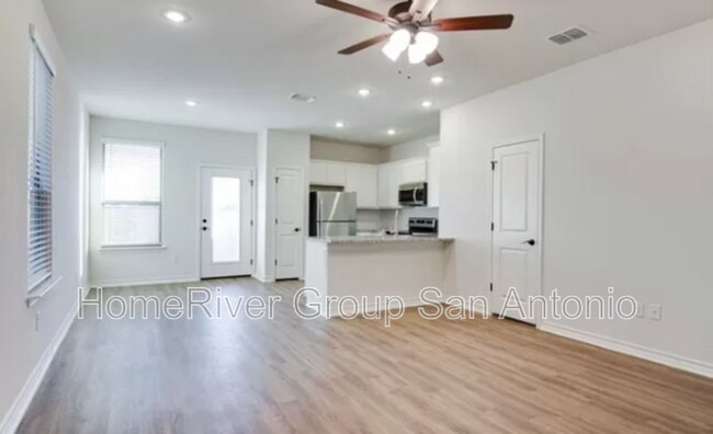 Foto del edificio - 10346 Lynwood Branch