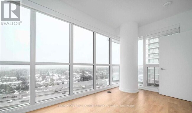 Building Photo - 117 McMahon Dr