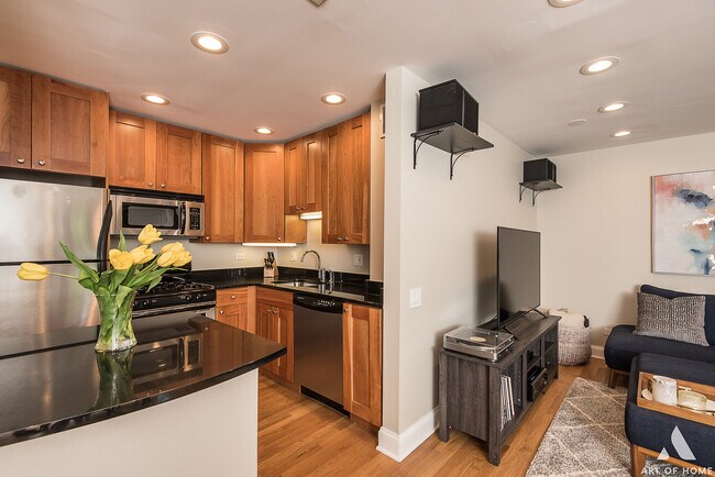 Foto del edificio - 2036 N Larrabee St