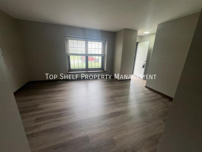 Building Photo - 4621 Valdez Dr
