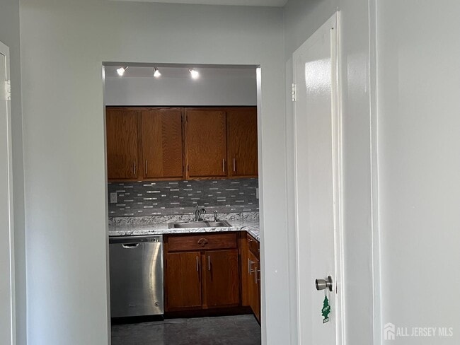 Foto del edificio - 419 Cricket Ln