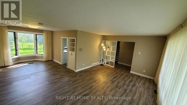 Building Photo - 169 Yorkview Dr