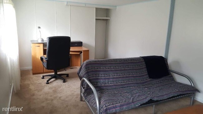 Foto del edificio - 2 br, 1 bath Apartment - 436 West N 2nd St.