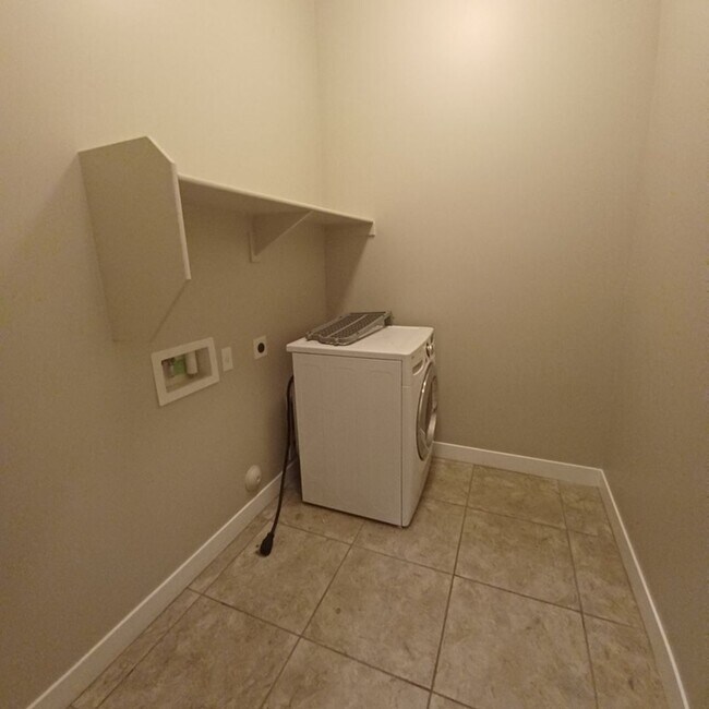 Foto del edificio - 14360 W Corrine Dr