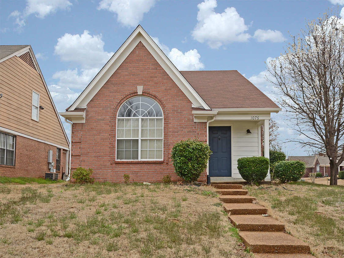 Foto principal - 3 Bed, 2 Bath near Shelby Farms