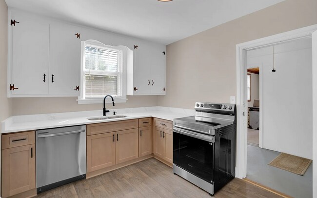 Foto del edificio - 720 Poplar St