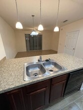 Building Photo - 1438 Chelsea Dr