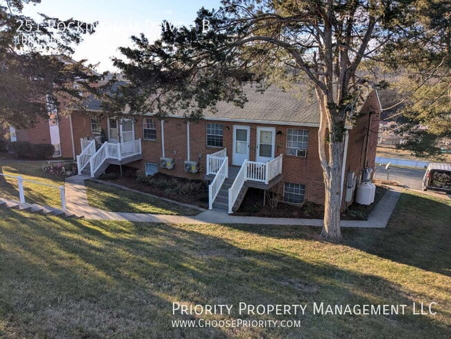 Photo - 251 Rockingham Dr Apartment