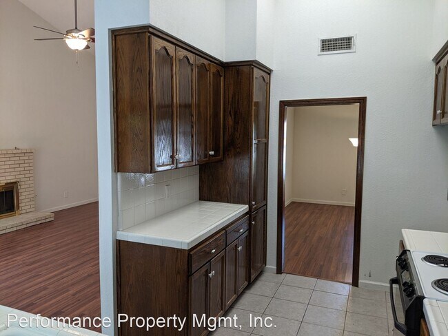 Foto del edificio - 3 br, 2 bath House - 10645 N. Coronado Circle